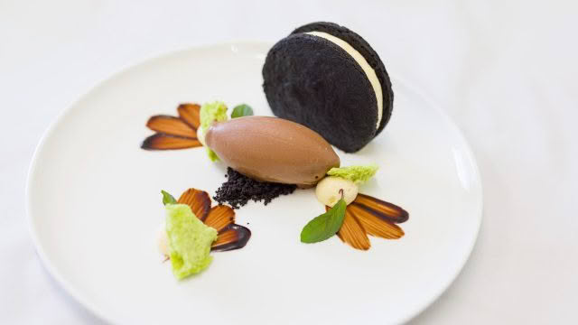 Camellia Restaurant – Oreo _ chocolate _ vanilla cream _ chocolate sorbet