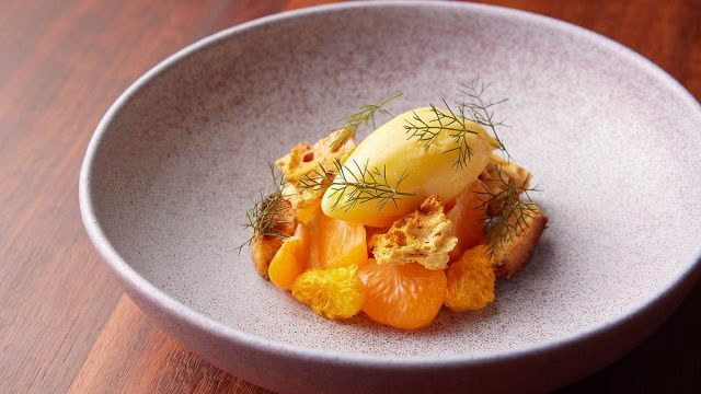 Cuisine-Good-Food-Guide-2024-Sid-at-The-French-Café-Mandarin,-black-pepper-hokey-pokey,-cultured-cream,-manuka-honey-credit-Josh-Griggs