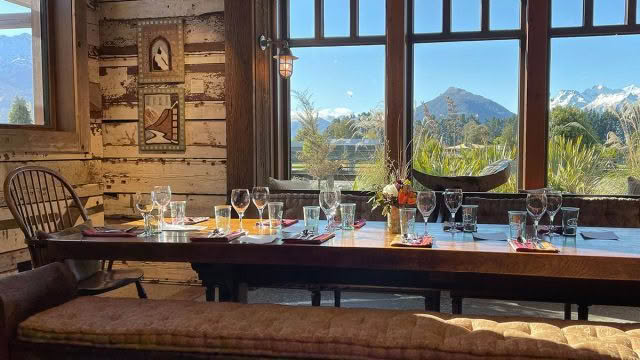 Cuisine-Good-Food-Guide-2024-The-Headwaters-dining