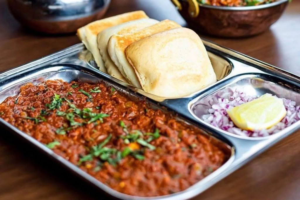 Mumbaiwala-Wall-Cuisine-Good-Food-Guide-1