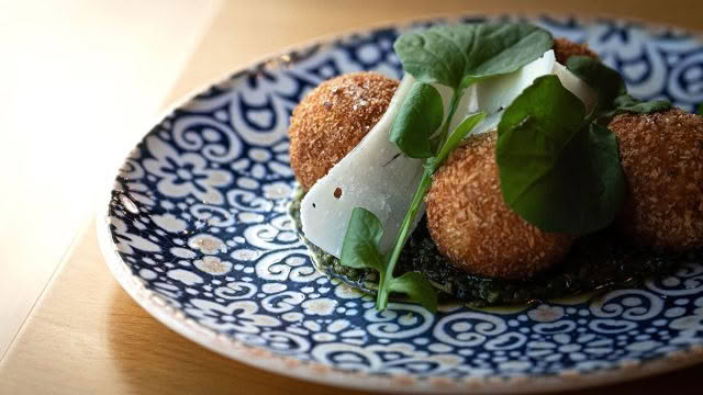 Poco-Cuisine-Good-Food-Guide-2024-7