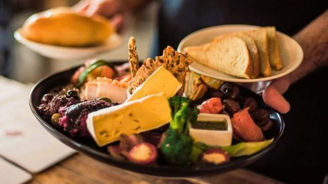 Poppies-Cuisine-Good-Food-Guide-2024-5