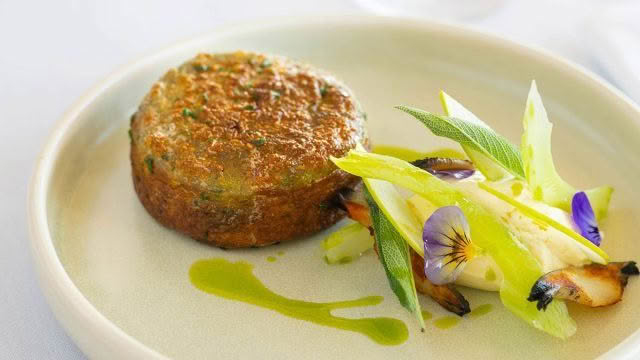 Sage-Paroa-Bay-Cuisine-Good-Food-Guide-2024-Paua-Fritter