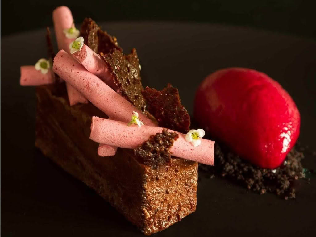 Cuisine-Good-Food-Guide-2024-Terra-1.jpg