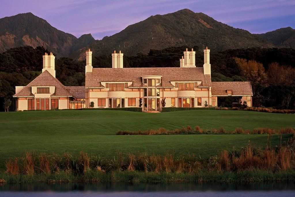 Cuisine-Good-Food-Guide-2024-Wharekauhau-Country-Estate-The-Lodge.jpg
