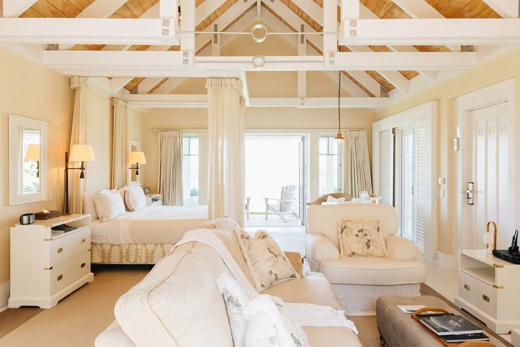 Cuisine-Good-Food-Guide-2024-Wharekauhau-Country-Estate-interior.jpg