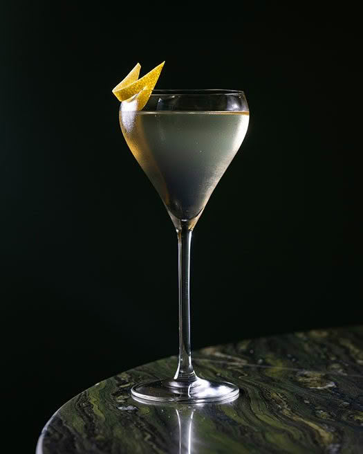 INATI-LOUNGE_-Cosmo-Blanc,-waffle-infused-Milk-washed-vodka-&-strawberry–credit-Jerome-Warburton