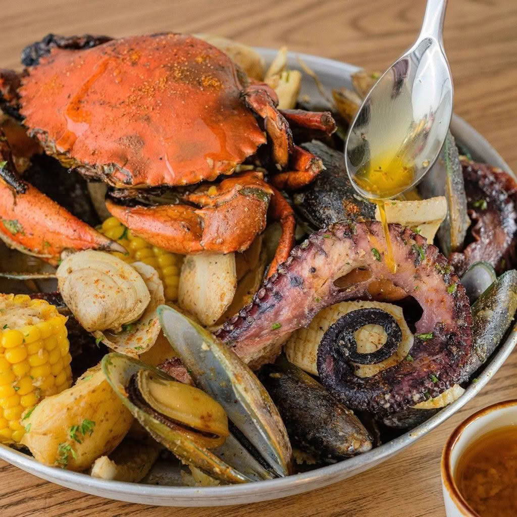 Saltwater-Seafood-Grill-Oyster-Bar-Cuisine-Good-Food-Guide-2024-4.jpg