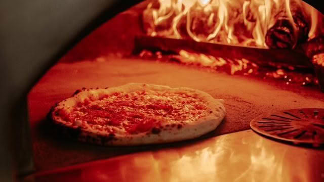 Cuisine Good Food Guide 2026 Bomba Pizza Napoletana (14)