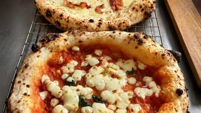 Cuisine Good Food Guide 2026 Bomba Pizza Napoletana (4)