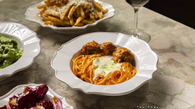 Cuisine Good Food Guide 2026 Mama Restuarant A. McVinnie – Mama Menu