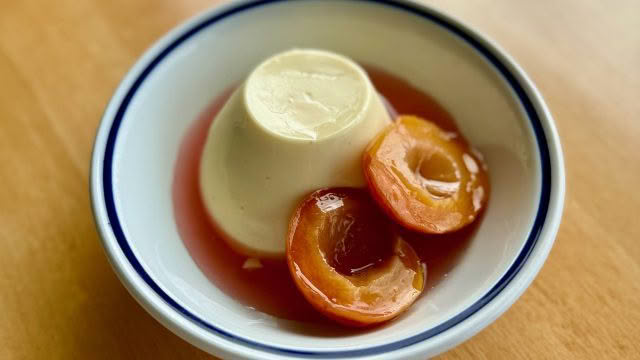 Cuisine Good Food Guide 2026 Margot Panna cotta, peach