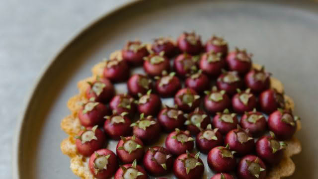 Cuisine Good Food Guide 2026 SherwoodDessert_ChileanGuava&CustardTart_JonoParker