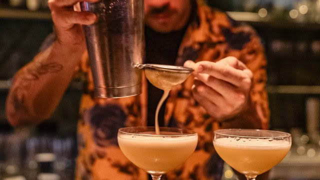 Cuisine Good Food Guide 2026 The Blue Breeze Inn Barman Nathan